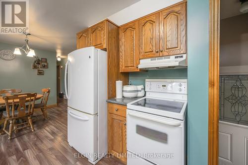 Kitchen - 82 Forest Street, Aylmer, ON - Indoor Photo Showing Kitchen