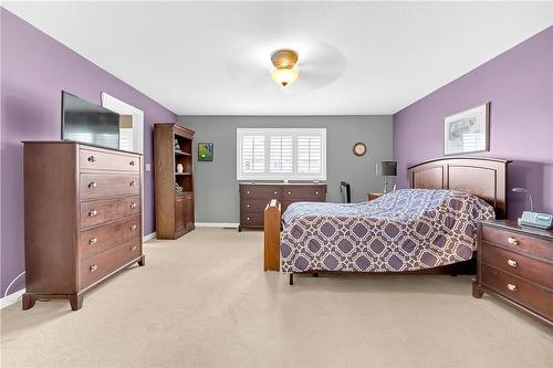 41 Periwinkle Drive, Hamilton, ON - Indoor Photo Showing Bedroom