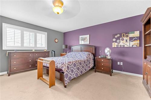 41 Periwinkle Drive, Hamilton, ON - Indoor Photo Showing Bedroom