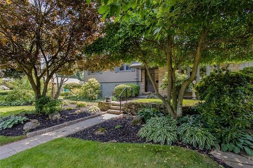 674 Holt Drive, Burlington, ON - Outdoor