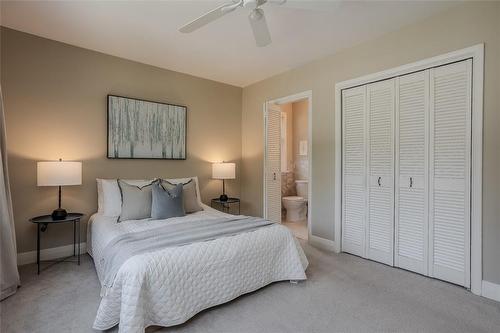 674 Holt Drive, Burlington, ON - Indoor Photo Showing Bedroom