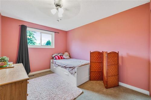 29 Quail Drive|Unit #11, Hamilton, ON - Indoor Photo Showing Bedroom