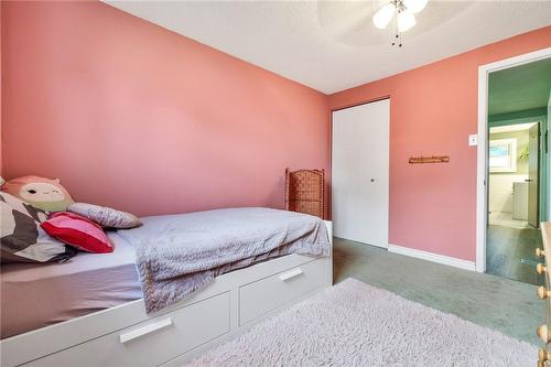 29 Quail Drive|Unit #11, Hamilton, ON - Indoor Photo Showing Bedroom