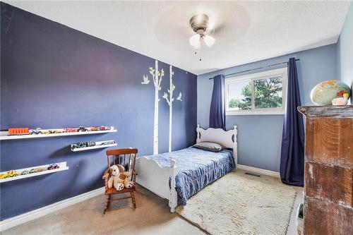 29 Quail Drive|Unit #11, Hamilton, ON - Indoor Photo Showing Bedroom