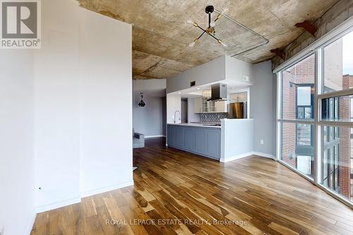 Ph 8 - 701 King Street W, Toronto (Niagara), ON - Indoor Photo Showing Kitchen