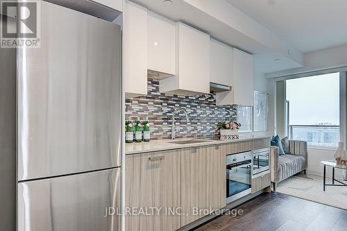 2509 - 195 Redpath Avenue, Toronto, ON - Indoor Photo Showing Kitchen