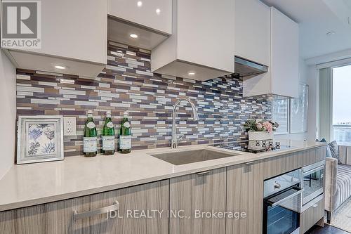 2509 - 195 Redpath Avenue, Toronto (Mount Pleasant West), ON - Indoor Photo Showing Kitchen With Upgraded Kitchen