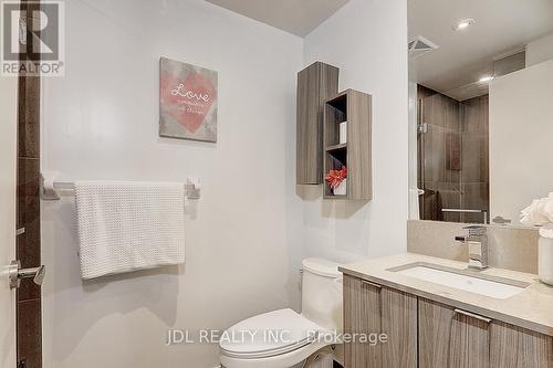 2509 - 195 Redpath Avenue, Toronto, ON - Indoor Photo Showing Bathroom