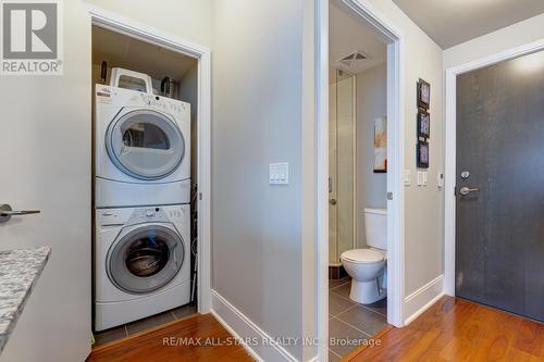 1102 - 181 Wynford Drive, Toronto (Banbury-Don Mills), ON - Indoor Photo Showing Laundry Room