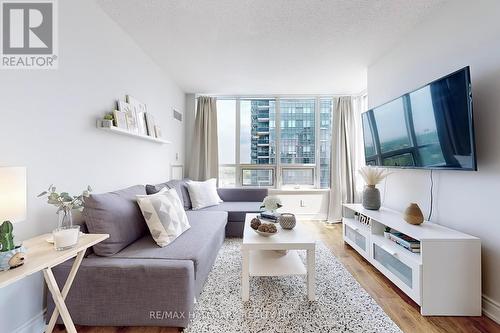 1313 - 15 Greenview Avenue, Toronto (Newtonbrook West), ON - Indoor Photo Showing Living Room