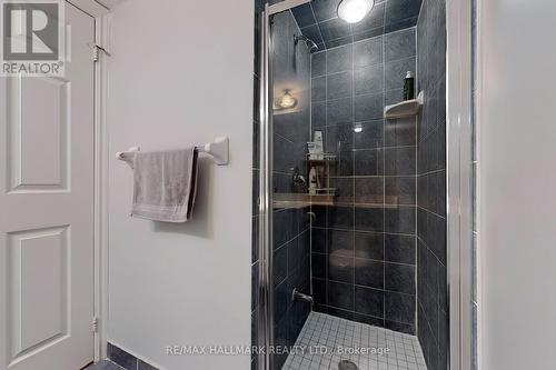 1313 - 15 Greenview Avenue, Toronto (Newtonbrook West), ON - Indoor Photo Showing Bathroom