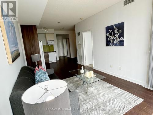 1912 - 121 Mcmahon Drive, Toronto C15, ON - Indoor Photo Showing Living Room