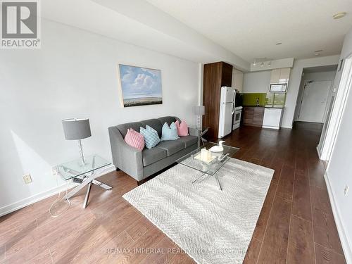 1912 - 121 Mcmahon Drive, Toronto C15, ON - Indoor Photo Showing Living Room