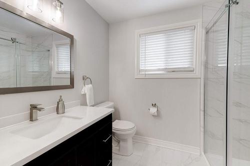 Luxurious Ensuite w/walk-in shower; 2022 - 2182 Maplewood Drive, Burlington, ON - Indoor Photo Showing Bathroom