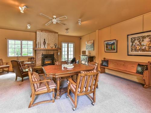 Family room - 136Z Ch. De La Gare, Piedmont, QC - Indoor With Fireplace