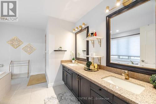 72 Southcreek Drive, Hamilton, ON - Indoor Photo Showing Bathroom