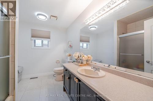 72 Southcreek Drive, Hamilton, ON - Indoor Photo Showing Bathroom