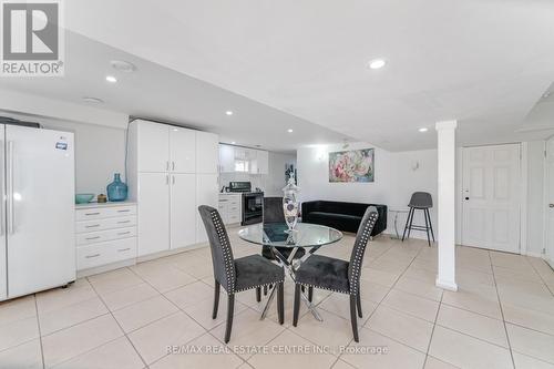 72 Southcreek Drive, Hamilton, ON - Indoor Photo Showing Dining Room