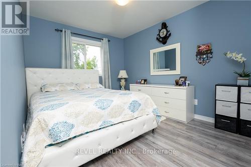 44 Haney Drive, Thorold, ON - Indoor Photo Showing Bedroom