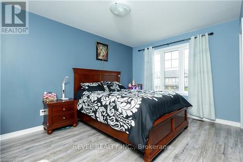 44 Haney Drive, Thorold, ON - Indoor Photo Showing Bedroom