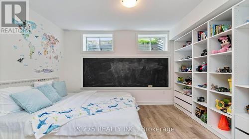 301 East Rivertrace Walk, London, ON - Indoor Photo Showing Bedroom