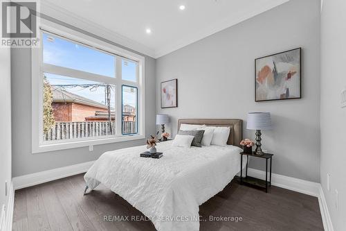 5 Baskerville Crescent, Toronto W08, ON - Indoor Photo Showing Bedroom