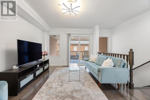 62 Ted Wray Circle, Toronto, ON - Indoor Photo Showing Living Room