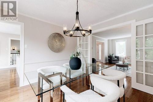 2182 Maplewood Drive, Burlington, ON - Indoor Photo Showing Dining Room