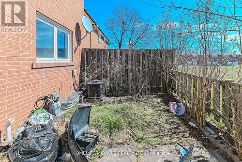 201 - 6444 Finch Avenue W, Toronto (Mount Olive-Silverstone-Jamestown), ON - Outdoor