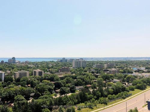 2005-2087 Fairview St, Burlington, ON - Outdoor With View