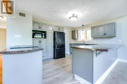 16855 County Rd 18 Road, South Stormont, ON - Indoor Photo Showing Kitchen