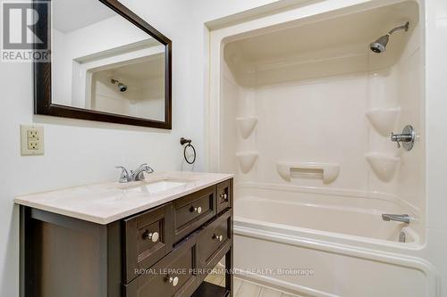 16855 County Rd 18 Road, South Stormont, ON - Indoor Photo Showing Bathroom