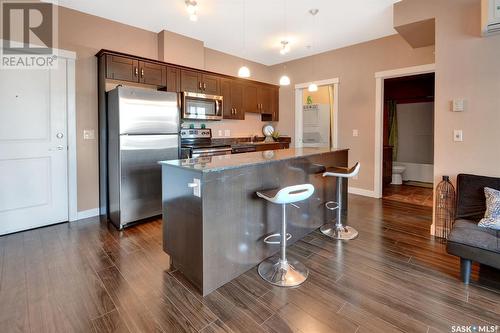 306 714 Hart Road, Saskatoon, SK - Indoor Photo Showing Kitchen With Stainless Steel Kitchen With Upgraded Kitchen