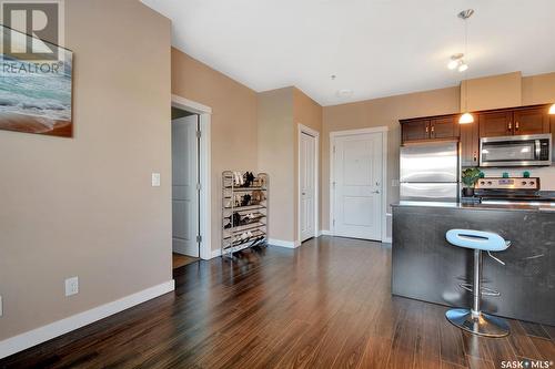 306 714 Hart Road, Saskatoon, SK - Indoor Photo Showing Kitchen