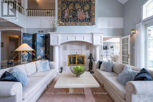 287 Estate Court, Midland, ON - Indoor Photo Showing Living Room With Fireplace