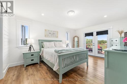 598 Swamp College Road, Prince Edward County (Hillier), ON - Indoor Photo Showing Bedroom