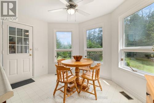 430 Lakeside Drive, Prince Edward County (Hillier), ON - Indoor Photo Showing Dining Room