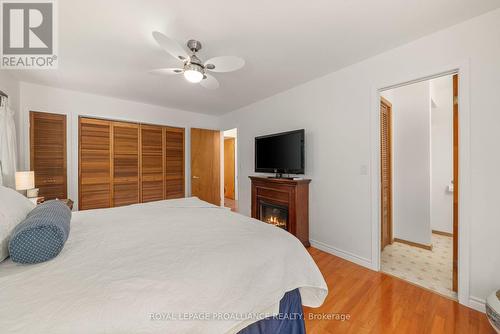 430 Lakeside Drive, Prince Edward County (Hillier), ON - Indoor Photo Showing Bedroom