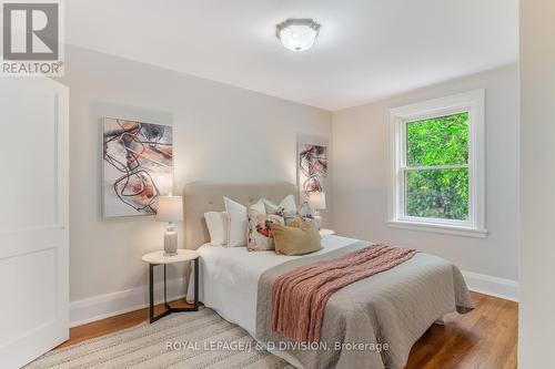 10 Glencairn Avenue, Toronto, ON - Indoor Photo Showing Bedroom