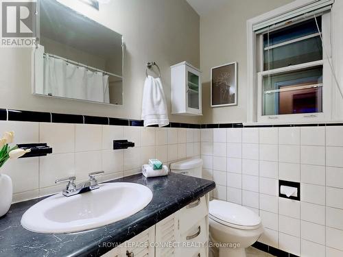 17 Panmure Crescent, Toronto E09, ON - Indoor Photo Showing Bathroom