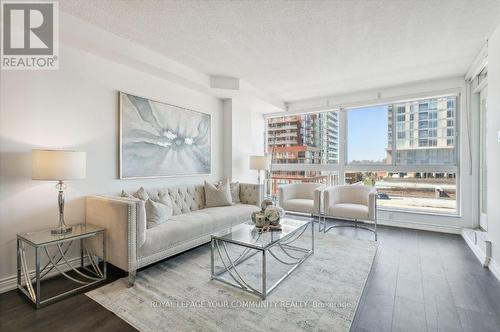 605 - 7 Broadway Avenue, Toronto C10, ON - Indoor Photo Showing Living Room