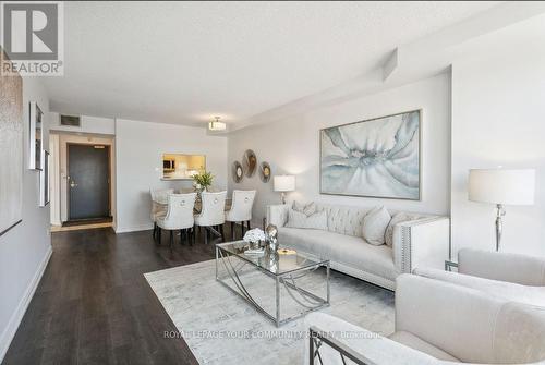 605 - 7 Broadway Avenue, Toronto C10, ON - Indoor Photo Showing Living Room