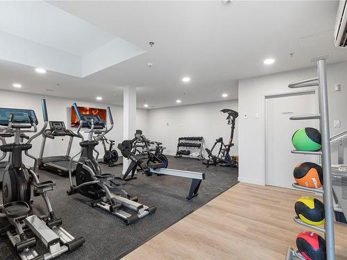 108-4820 Cedar Ridge Pl, Nanaimo, BC - Indoor Photo Showing Gym Room