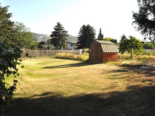 884 Desmond Street, Kamloops, BC - Outdoor