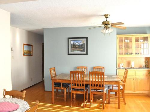 884 Desmond Street, Kamloops, BC - Indoor Photo Showing Dining Room