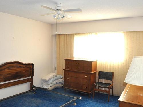 884 Desmond Street, Kamloops, BC - Indoor Photo Showing Bedroom