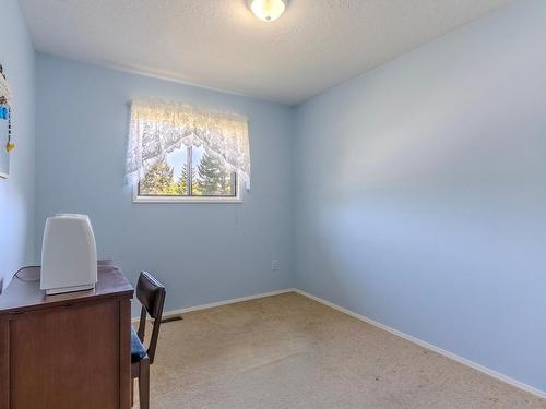 310 Cinnibar Crt, Logan Lake, BC - Indoor