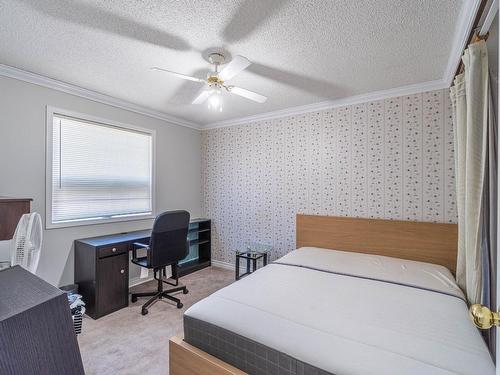 416 Waddington Drive, Kamloops, BC - Indoor Photo Showing Bedroom
