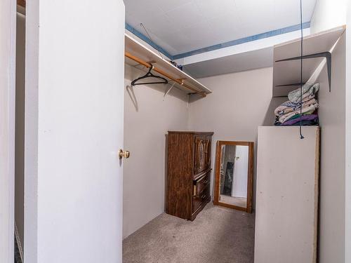 416 Waddington Drive, Kamloops, BC - Indoor