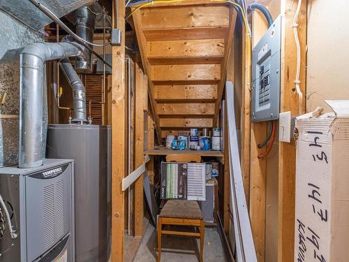 416 Waddington Drive, Kamloops, BC - Indoor Photo Showing Basement